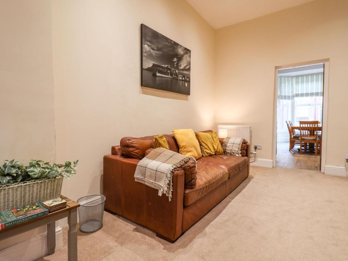 הוילה וויטבי 4 Normanby Terrace מראה חיצוני תמונה